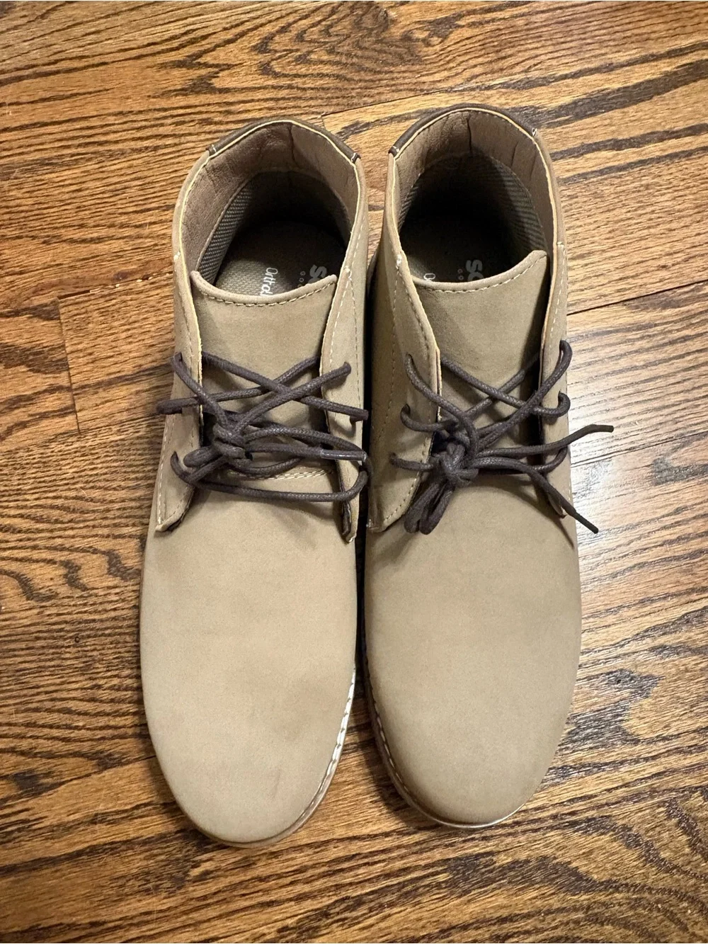 Sonoma Men's Light Tan Chukka Boots with Dark Brown Laces